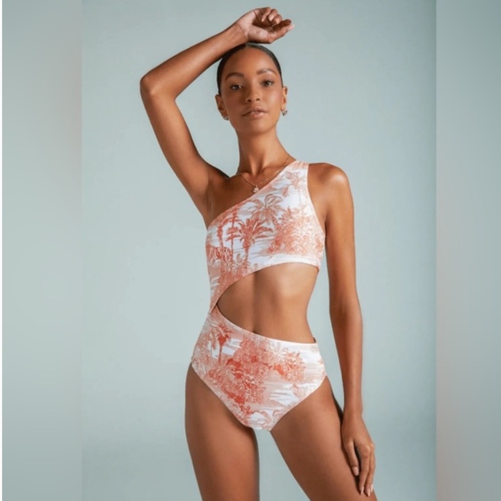 NWT NOLI Isla One-Piece Swimsuit Asymmetric Side Cut Swimsuit Paradise Medium